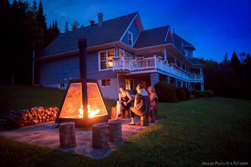 La Maison Bleue Du Lac Wallace Coaticook Buitenkant foto