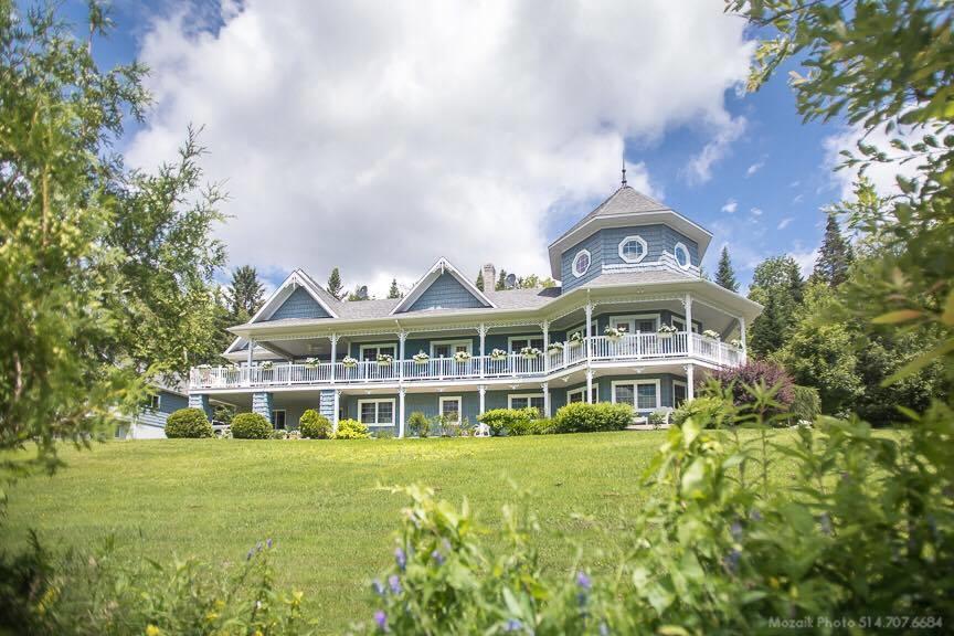 La Maison Bleue Du Lac Wallace Coaticook Buitenkant foto